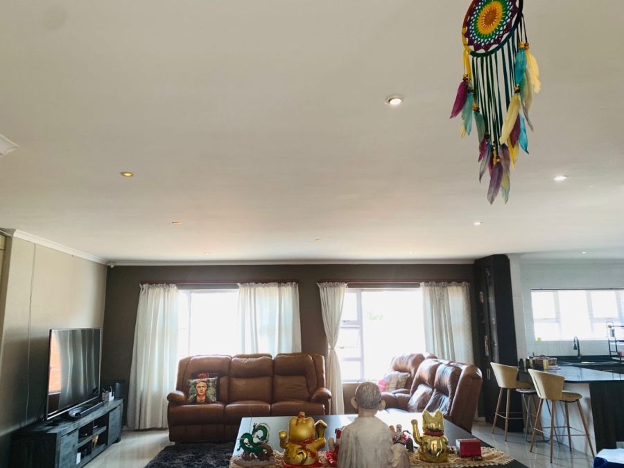 3 Bedroom Property for Sale in Summerstrand Eastern Cape